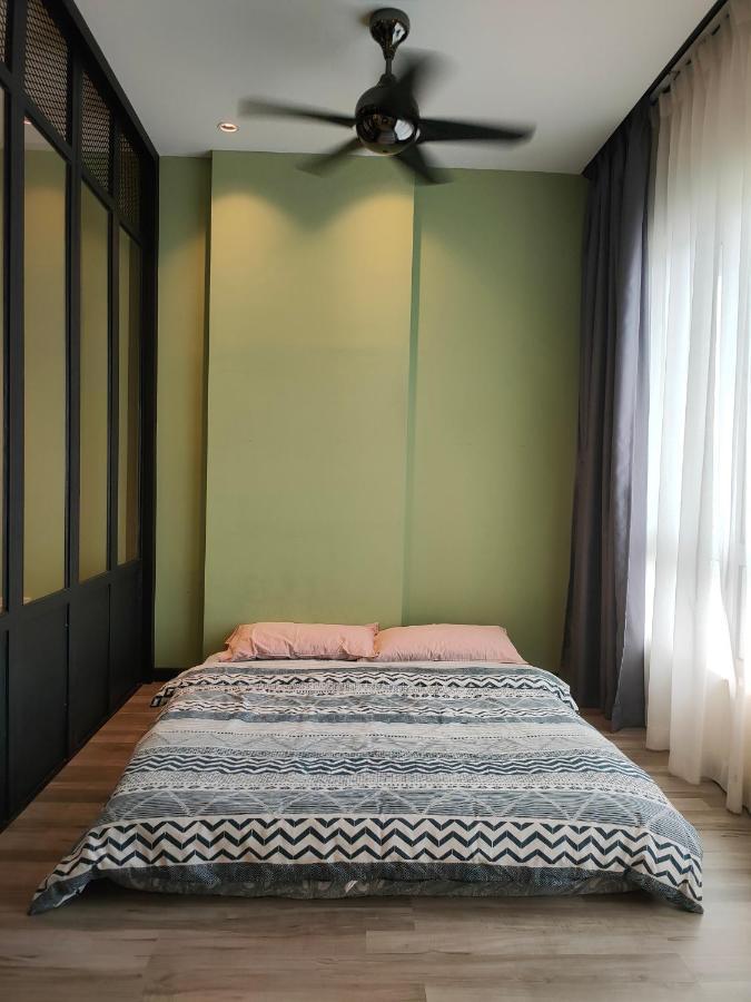 The Octagon Apartment