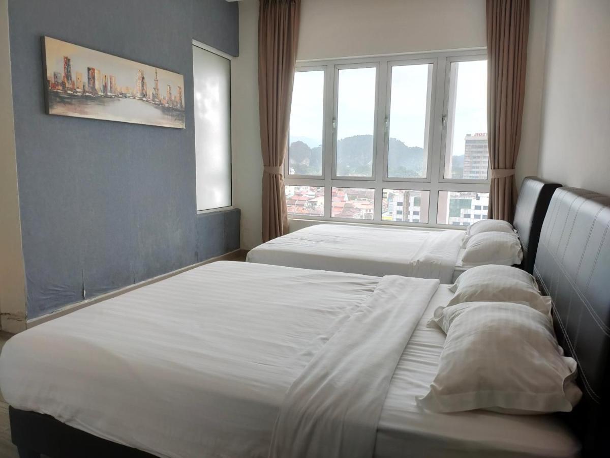 The Octagon Apartment