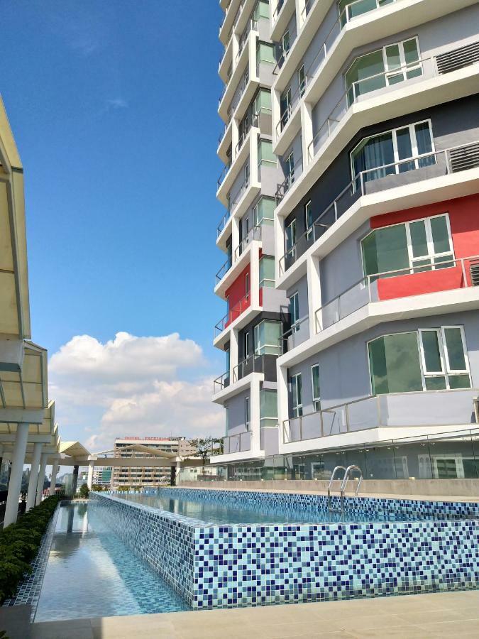 The Octagon Apartment